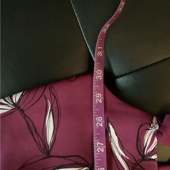 Plus Size, 41 Hawthorn Purple Fitted 3/4 Sleeve Blouse, Size 2X - Picture 9 of 11